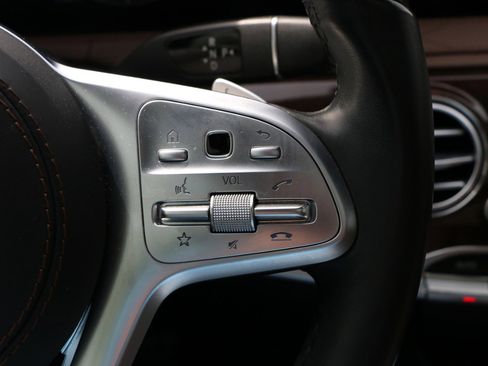 Used 2019 Mercedes-Benz S 560 4MATIC Sedan image 22