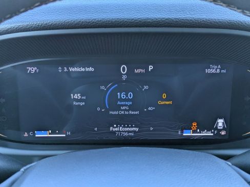 Used 2024 Jeep Wagoneer L Series II RWD image 10