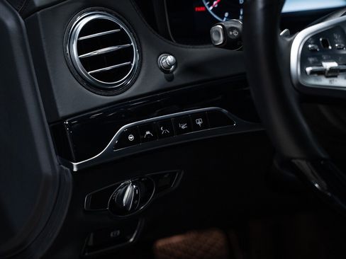 Used 2018 Mercedes-Benz Maybach S 560 4MATIC image 76