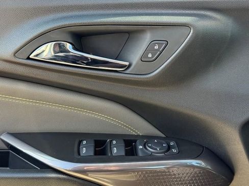 New 2026 Chevrolet Trax ACTIV w/ Sunroof Package image 17