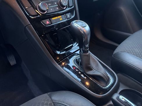 Used 2022 Buick Encore Preferred w/ Safety Package image 20