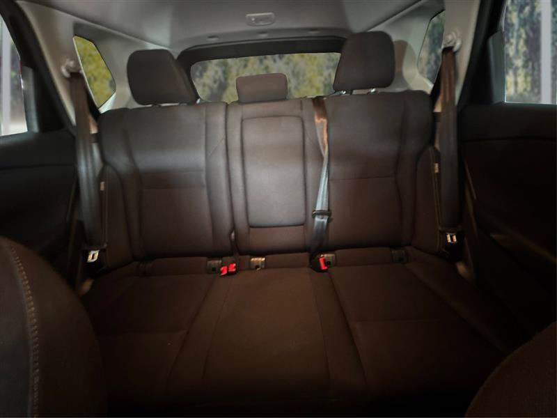 Used 2025 Nissan Rogue S AWD/4WD image 15
