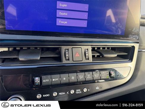 Certified 2023 Lexus ES 350 w/ Premium Package image 28