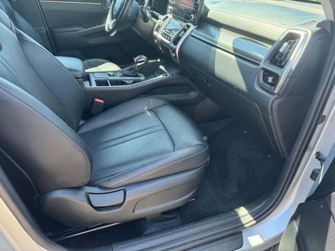 Used 2022 Kia Sorento S FWD image 15