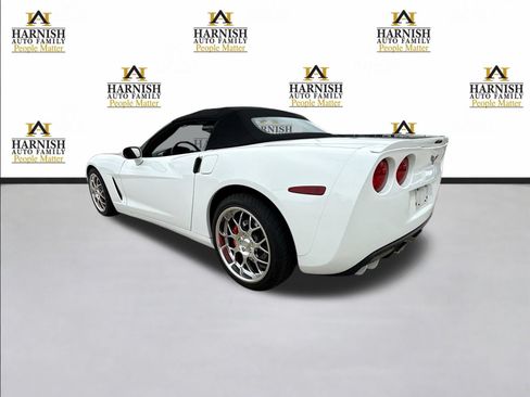 Used 2005 Chevrolet Corvette Convertible w/ Preferred Equipment Group RWD image 3