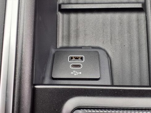 New 2026 Ford Expedition Max Active RWD image 13