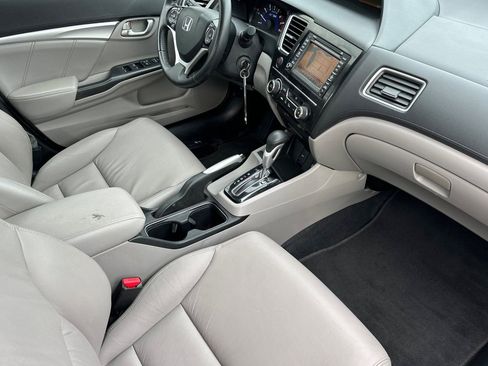 Used 2013 Honda Civic Hybrid Sedan image 17