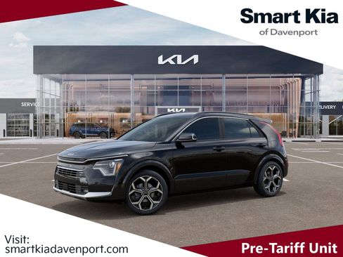 New 2025 Kia Niro EX Touring image 3