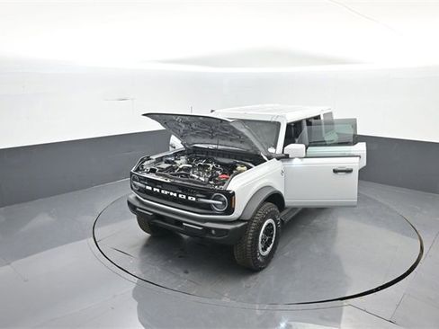 New 2026 Ford Bronco Outer Banks image 41