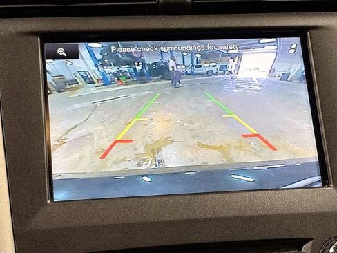 Used 2015 Ford Fusion SE w/ Equipment Group 202A AWD/4WD image 13