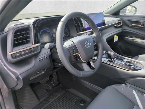 New 2026 Toyota Crown Signia image 3