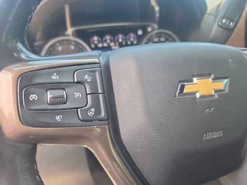 Used 2023 Chevrolet Silverado 2500 High Country w/ Z71 Off-Road Package AWD/4WD image 16