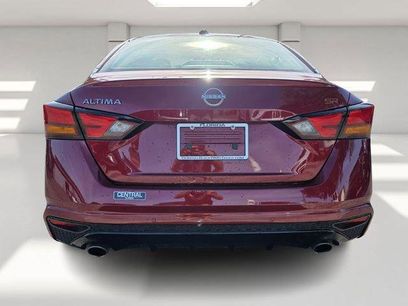 Used 2024 Nissan Altima 2.5 SR