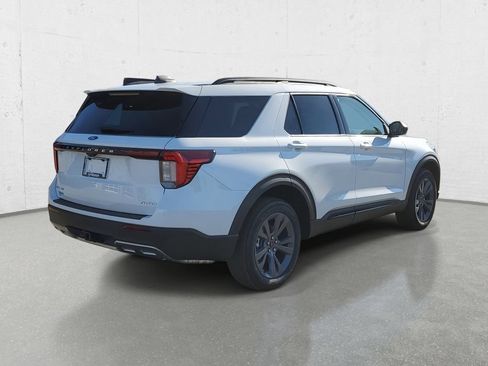 New 2026 Ford Explorer Active w/ Active Comfort Package AWD/4WD image 7