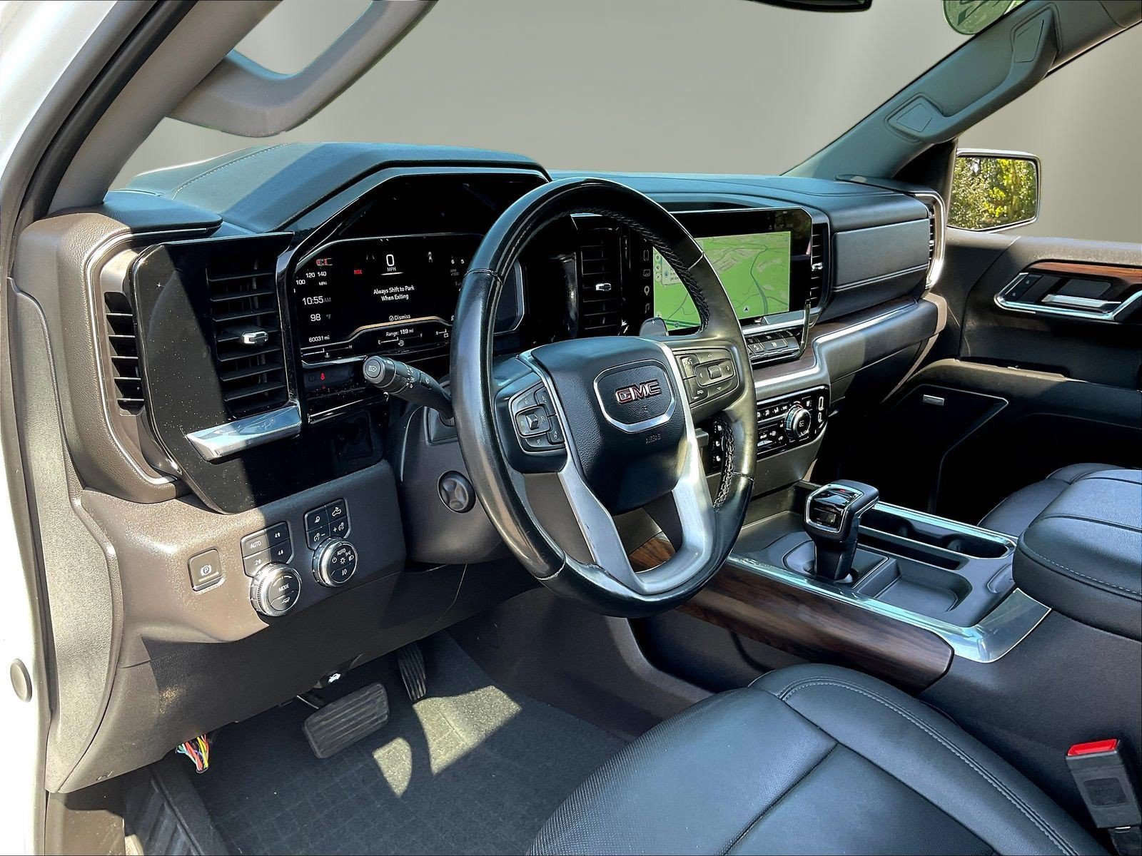 Used 2024 GMC Sierra 1500 SLT w/ SLT Premium Plus Package AWD/4WD image 20