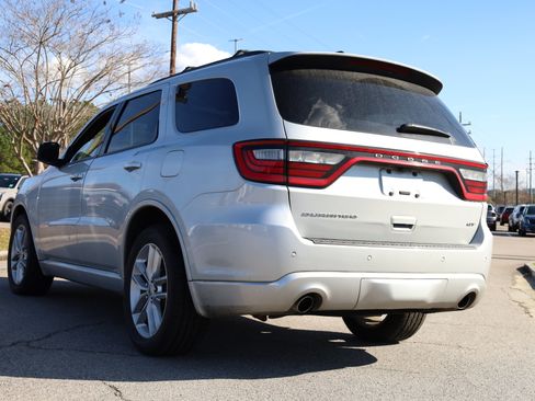 Used 2024 Dodge Durango GT image 16