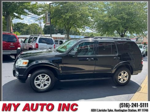 Used 2010 Ford Explorer XLT AWD/4WD image 7