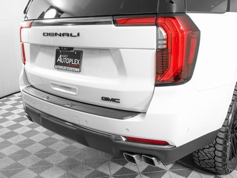 Used 2026 GMC Yukon Denali Ultimate w/ LPO, Floor Liner Package image 40