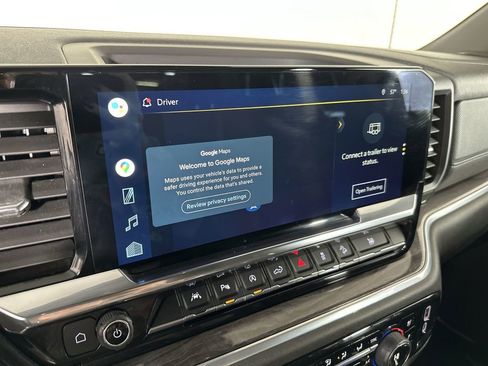 Used 2022 Chevrolet Silverado 1500 LTZ w/ Z71 Off-Road Package image 17