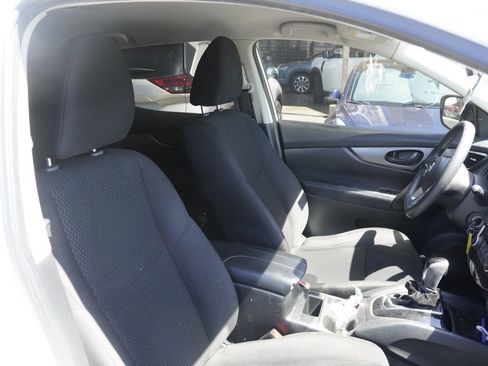 Used 2019 Nissan Rogue Sport S w/ Appearance Package image 16