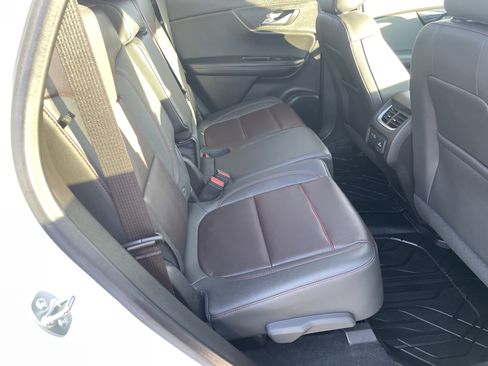 Certified 2024 Chevrolet Blazer RS w/ Driver Confidence II Package image 25