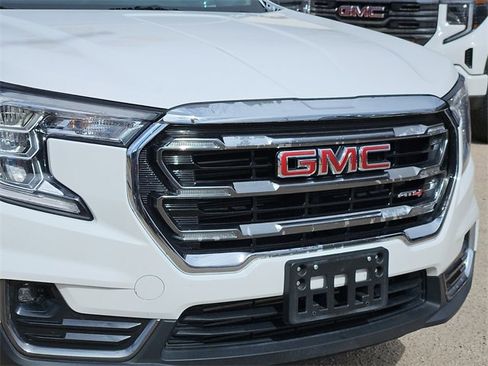 Used 2023 GMC Terrain AT4 image 7