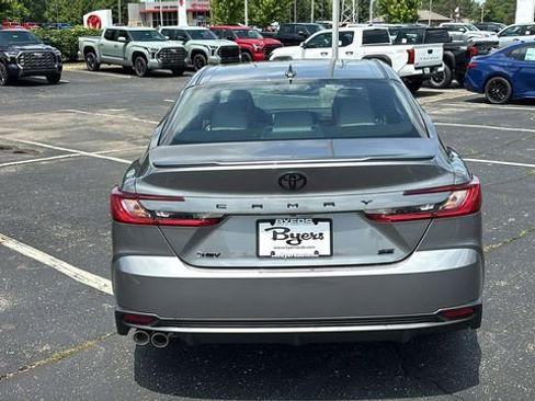 New 2026 Toyota Camry SE w/ Convenience Package FWD image 33