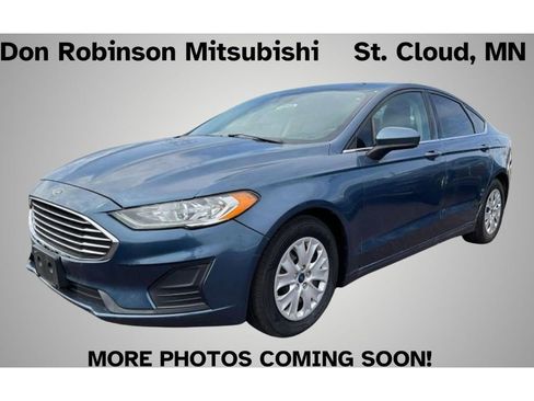 Used 2019 Ford Fusion S image 1