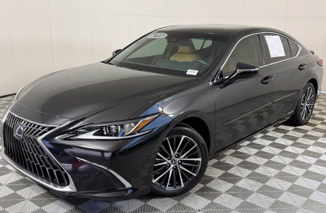 Used 2022 Lexus ES 300h w/ Premium Package FWD image 1
