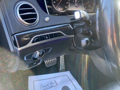 Used 2015 Mercedes-Benz S 550 S 550 4MATIC Sedan 4D image 8