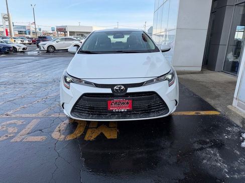 New 2026 Toyota Corolla LE image 2