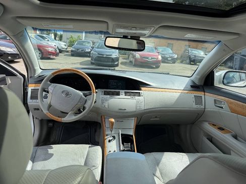 Used 2006 Toyota Avalon Limited FWD image 10