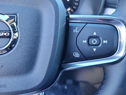 New 2026 Volvo XC40 B5 Ultra w/ Climate Package image 12