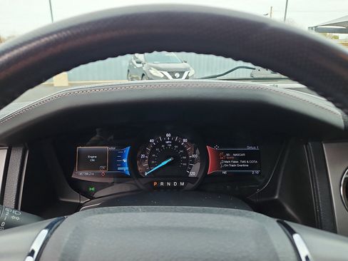 Used 2015 Ford Expedition Platinum image 12