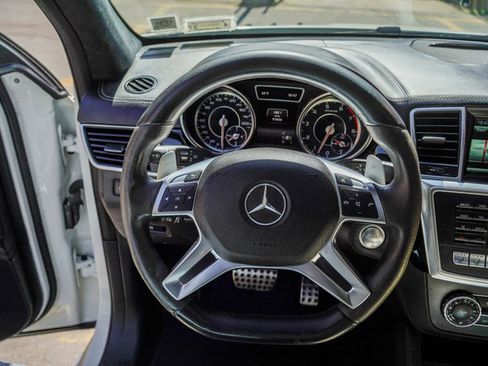 Used 2015 Mercedes-Benz ML 63 AMG 4MATIC image 55
