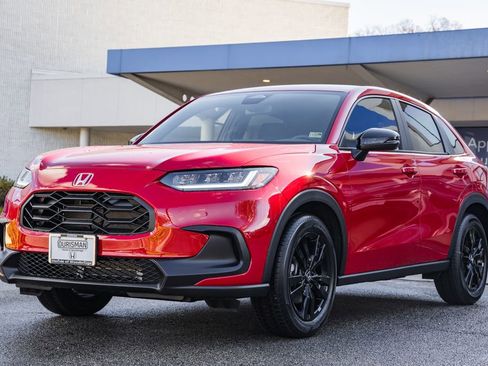 New 2026 Honda HR-V Sport image 3