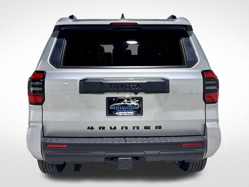 Used 2025 Toyota 4Runner SR5 image 8