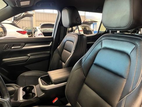 Used 2026 GMC Terrain Elevation w/ Elevation Premium Package FWD image 24