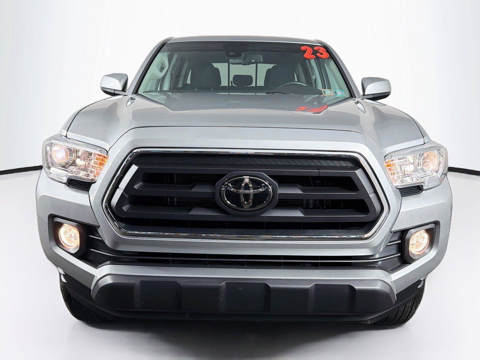 Used 2023 Toyota Tacoma SR5 AWD/4WD image 6