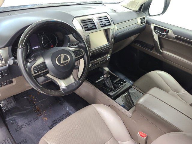 Used 2020 Lexus GX 460 Premium w/ Premium Package AWD/4WD image 23
