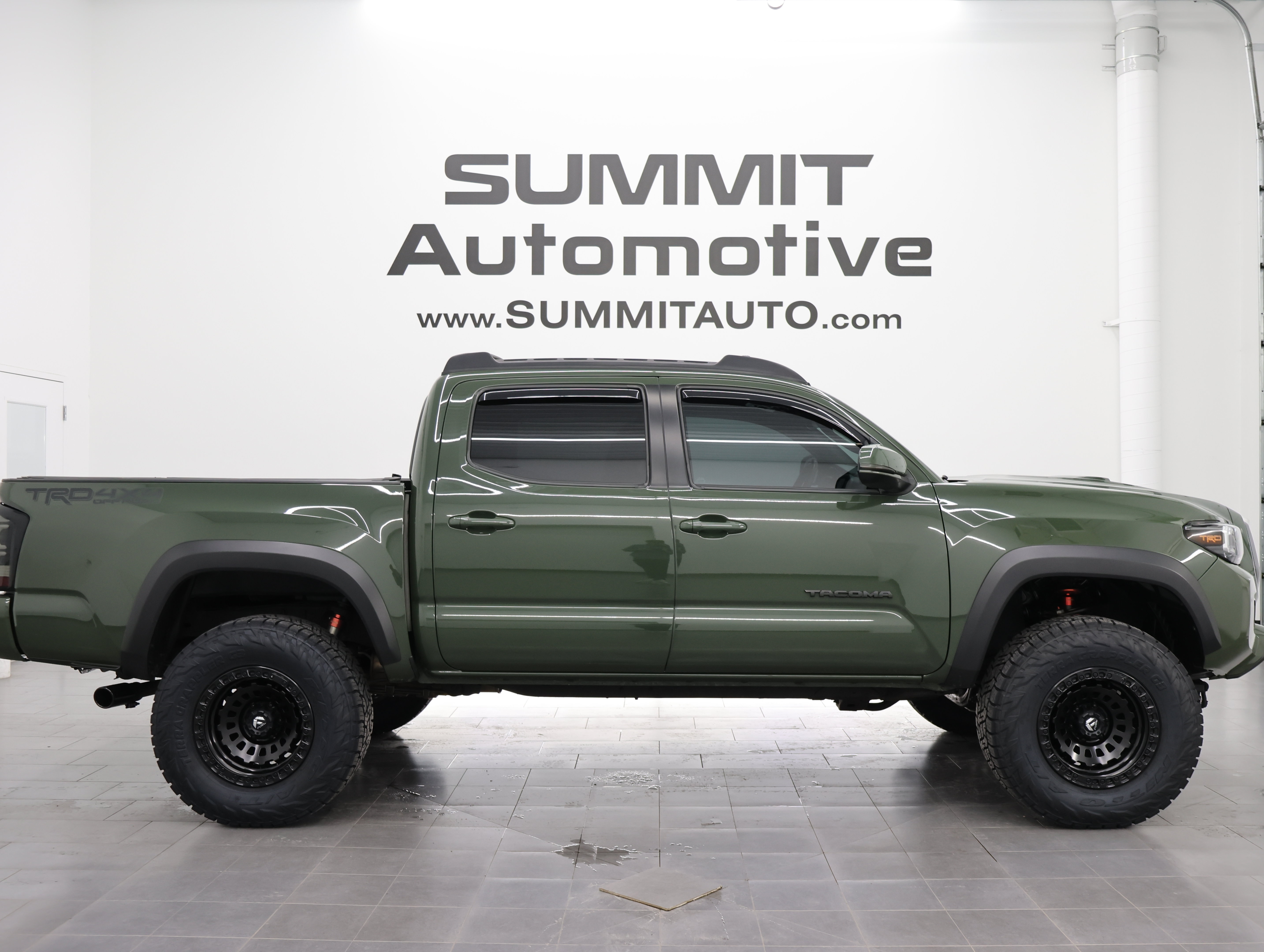Used 2021 Toyota Tacoma TRD Off-Road w/ TRD Premium Off Road Package AWD/4WD image 62