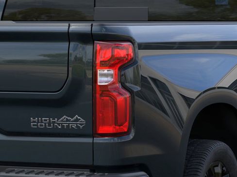 New 2026 Chevrolet Silverado 1500 High Country w/ High Country Premium Package image 11