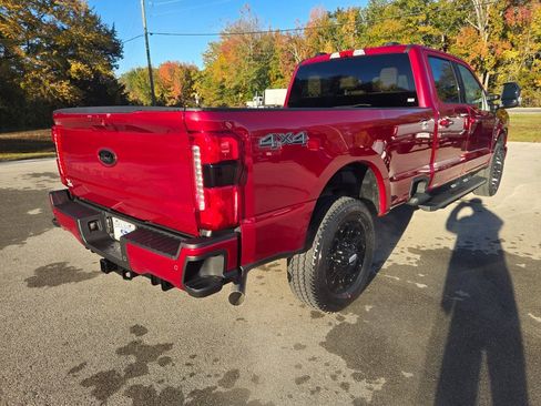 New 2026 Ford F250 Lariat w/ Black Appearance Package image 4