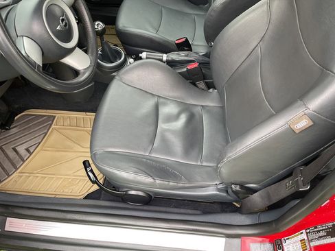 Used 2005 MINI Cooper Hardtop FWD image 10
