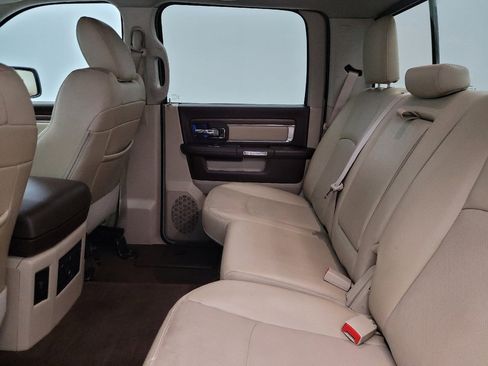 Used 2016 RAM 1500 Laramie w/ Convenience Group image 18