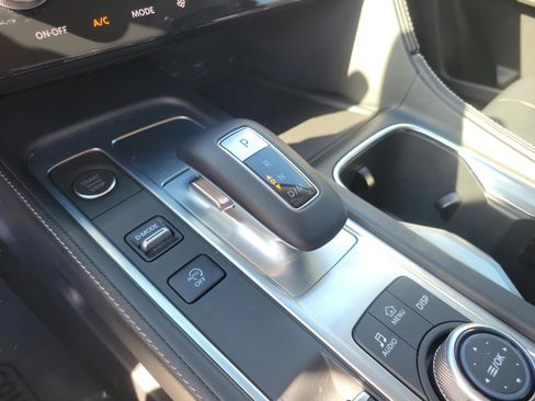 Certified 2025 INFINITI QX60 Pure w/ Cargo Package image 19