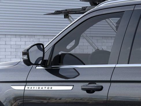 New 2026 Lincoln Navigator Reserve AWD/4WD image 20