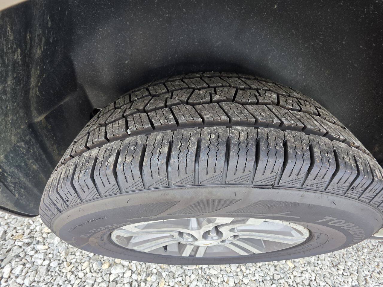 Used 2015 Chevrolet Traverse LT FWD image 7