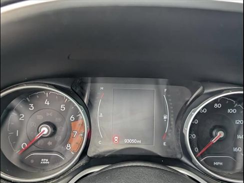 Used 2018 Jeep Compass Latitude FWD image 21