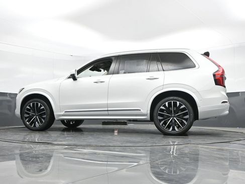 New 2025 Volvo XC90 B5 Plus w/ Protection Package Premier image 47